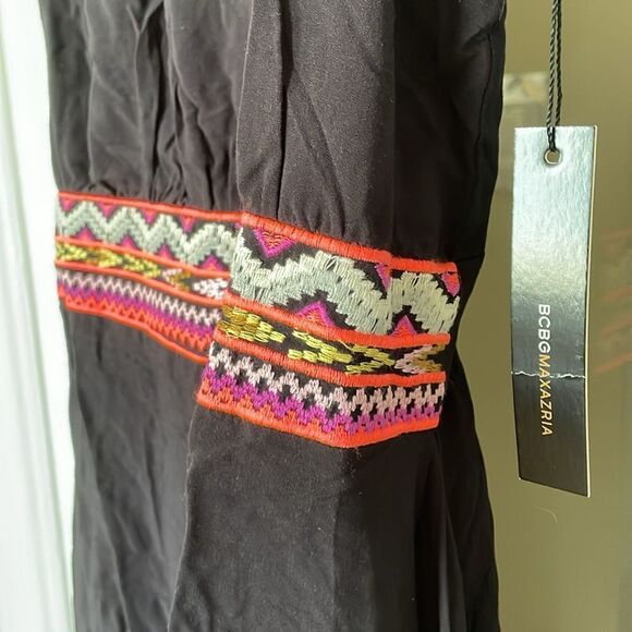 BCBG maxazaria embrodiered black Aztec print asymmetrical summer dress - Picture 4 of 10
